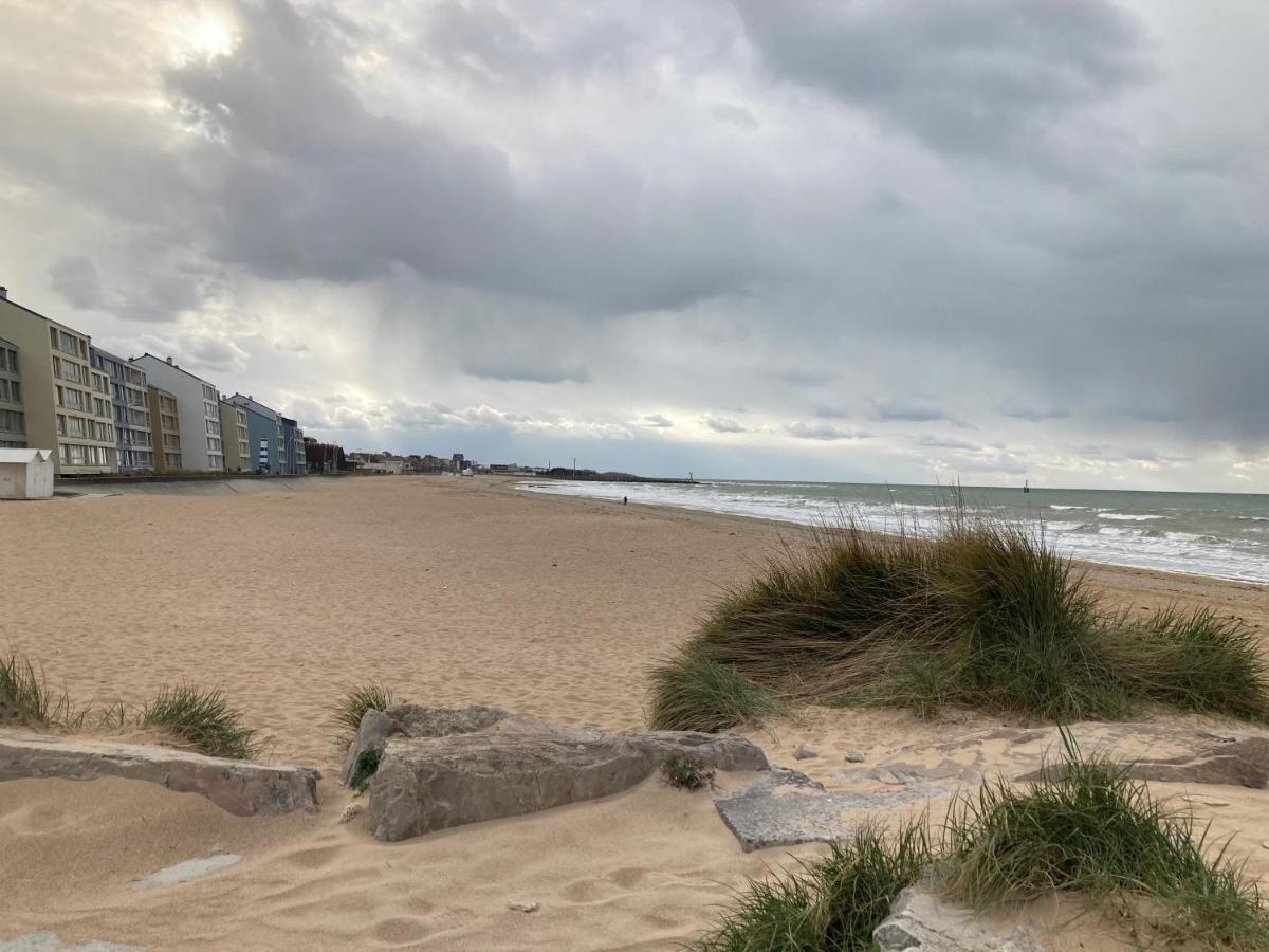 La Plage - Appartement Vue Mer 库尔瑟勒·苏尔·梅尔 外观 照片